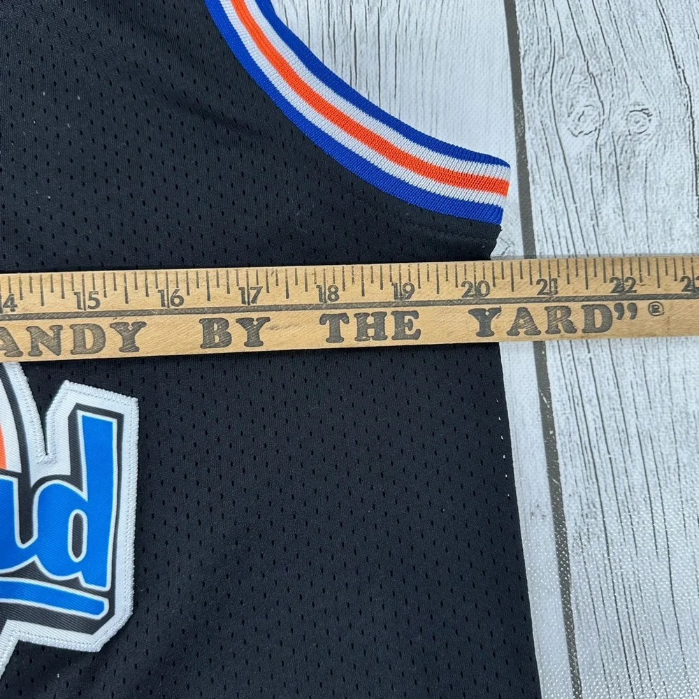 Vintage‎ Black Y2K Michael Jordan x Looney Tunes Jersey by Champion - Picture 5 of 6